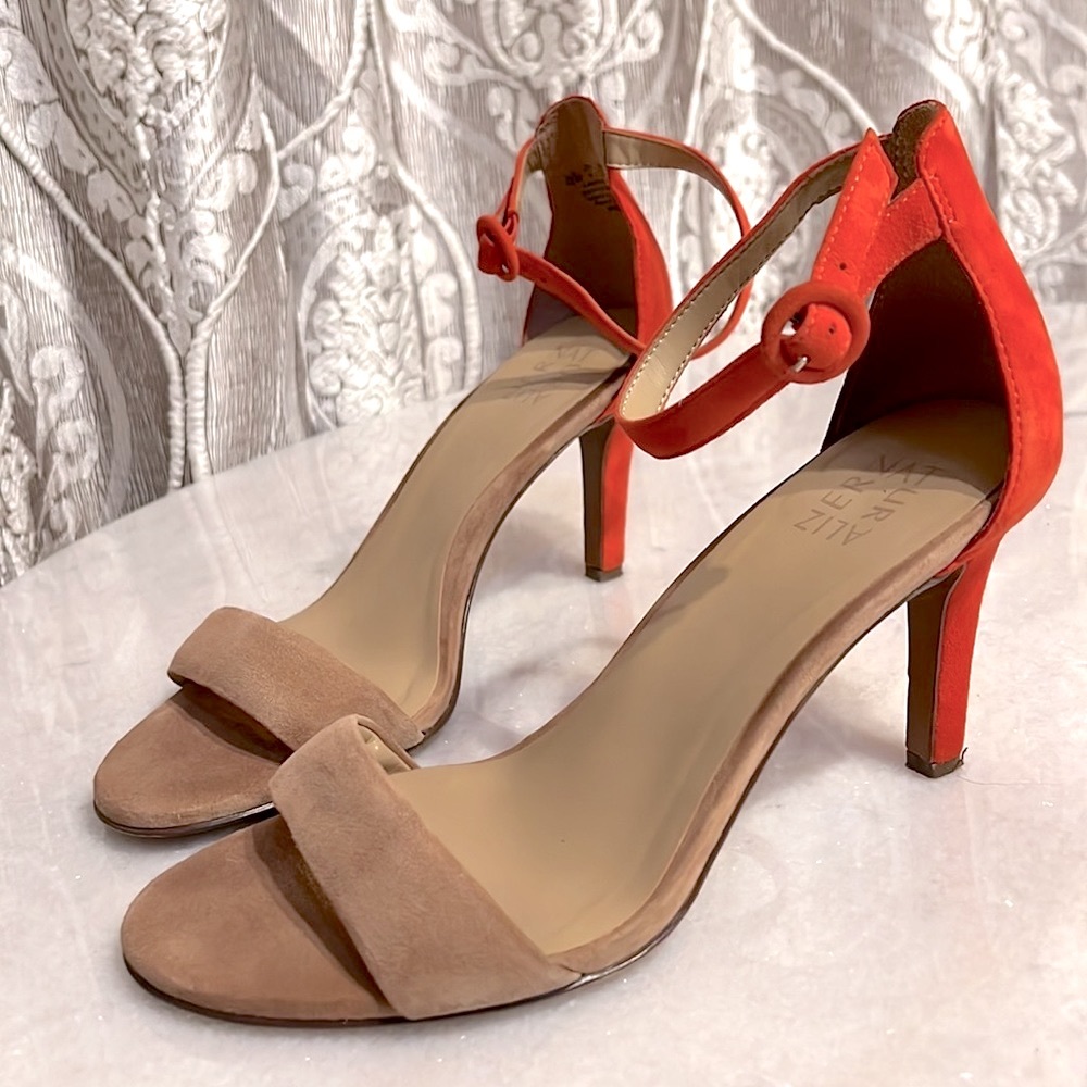 Wide Width Naturalizer size 10 Strap Orange and Nude Pre-Loved Heel